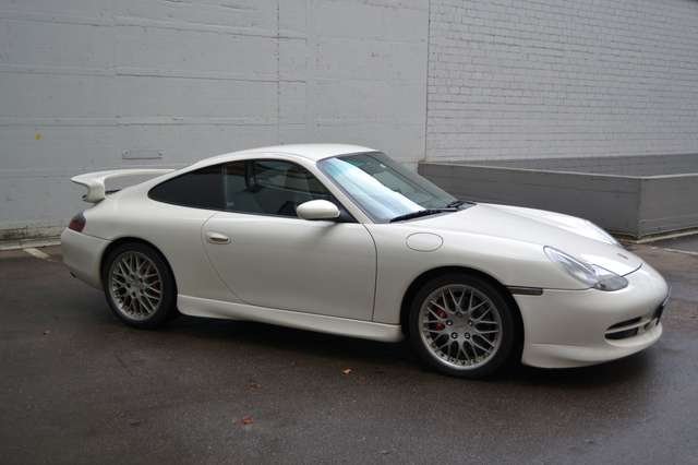 Porsche 996 911 Carrera 4 GT3 Look